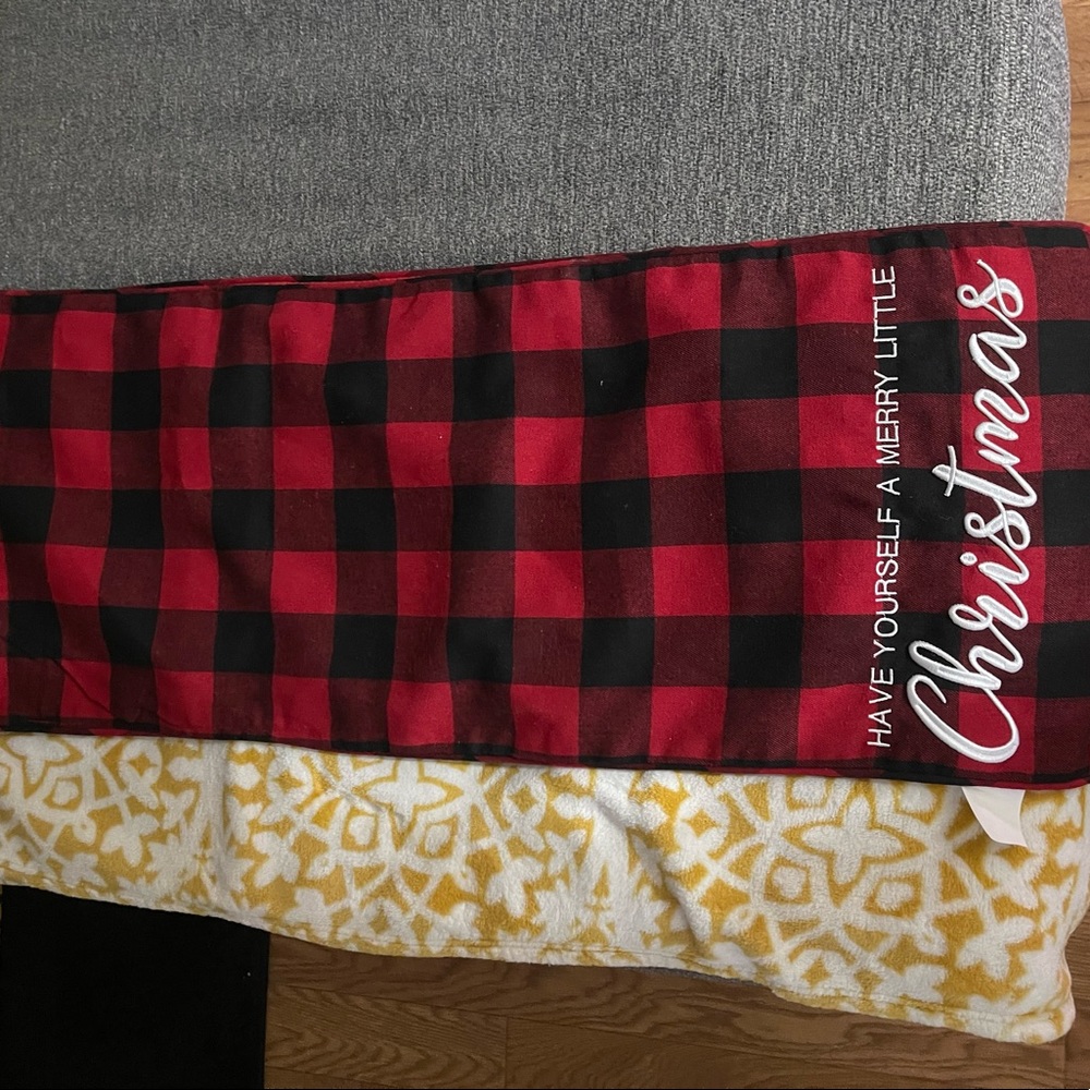 Christmas buffalo plaid table runner red black